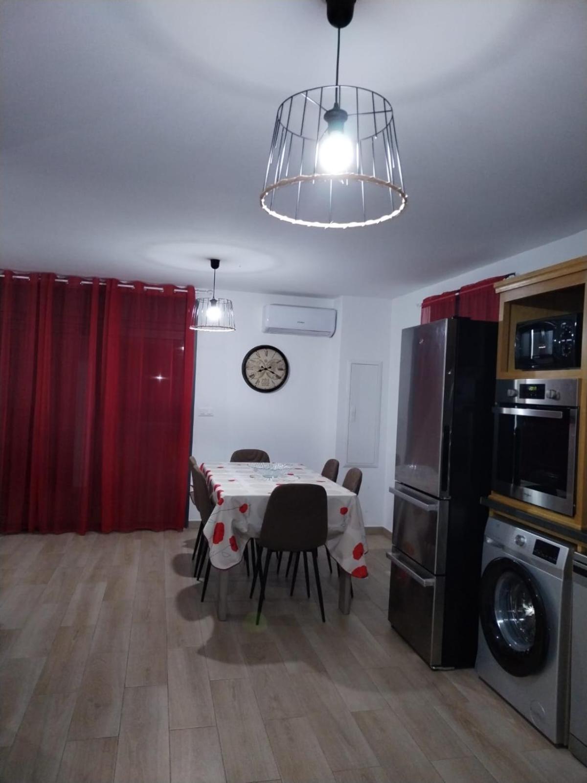 Вилла Chez Monblanc Сен-Жозеф Экстерьер фото